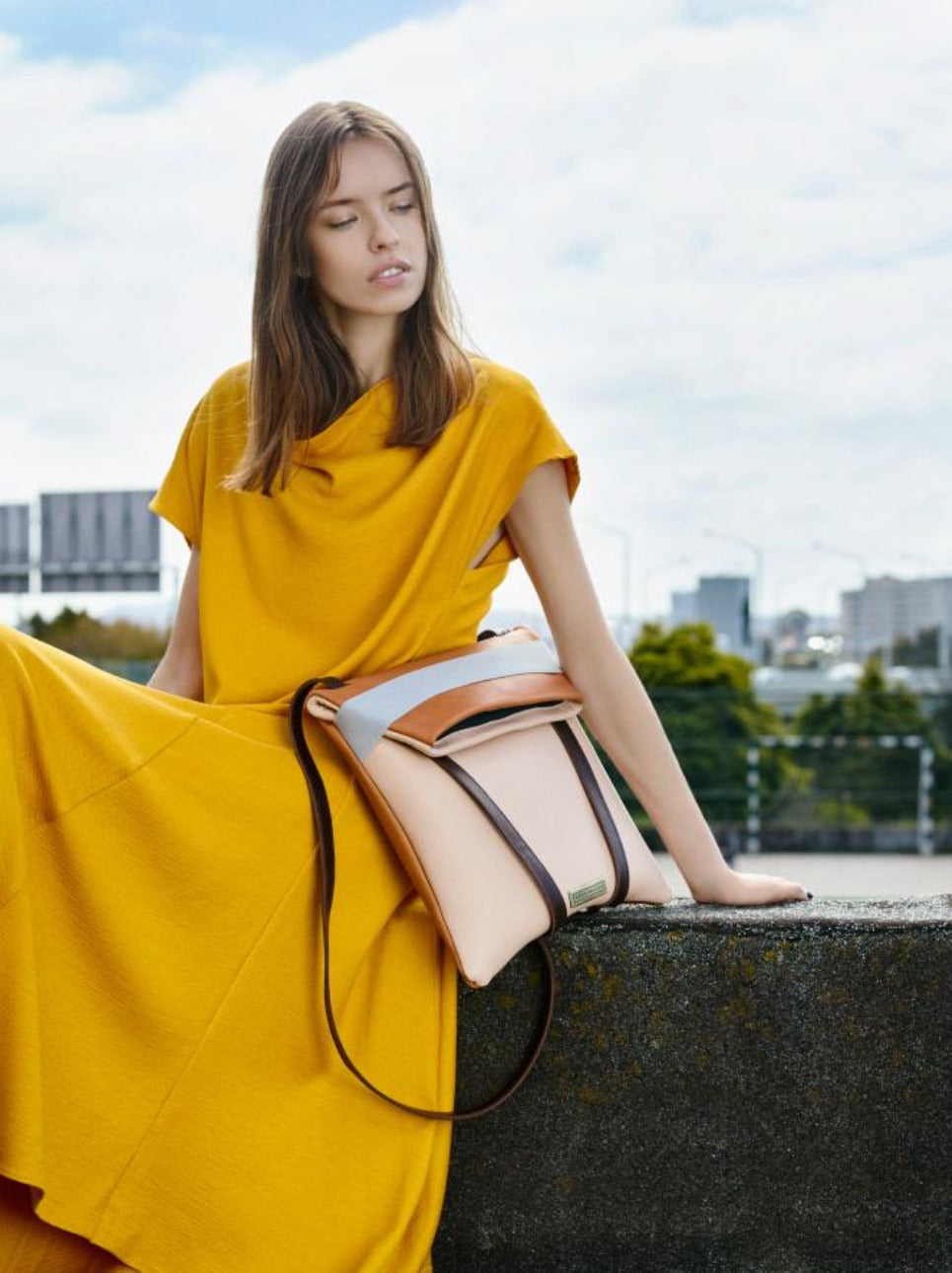 Slim laptop backpack in leather | New Brand | Shop Online – Maria Maleta