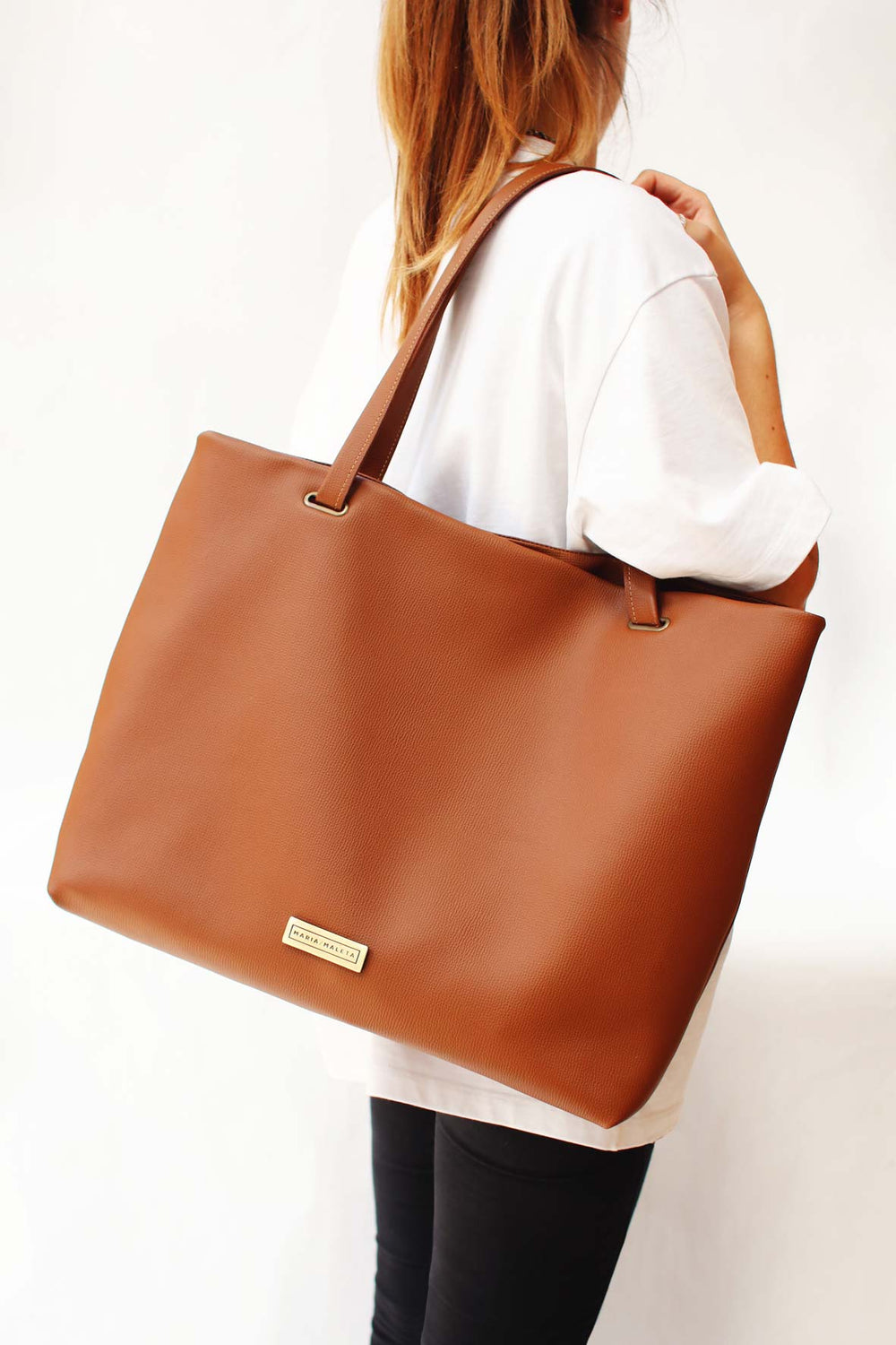 Women s Large Tote bag basic In brown Leather with pocket Maria Maleta